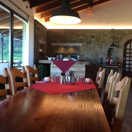 Agriturismo Subida Di Monte مزرعة للإقامة *